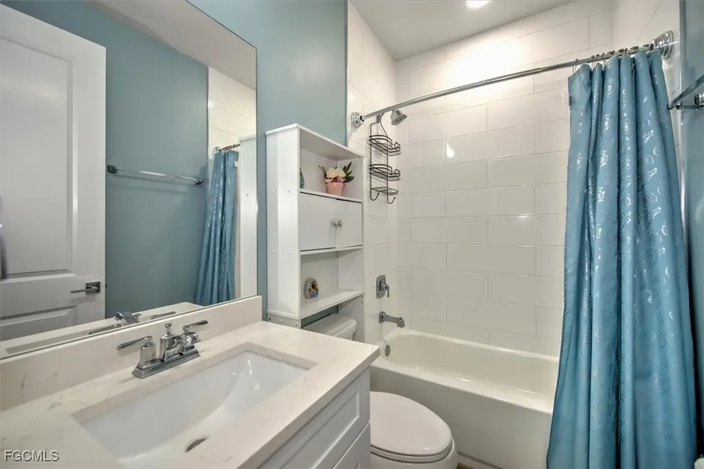 6137 Holt Court Fort Myers FL 33905