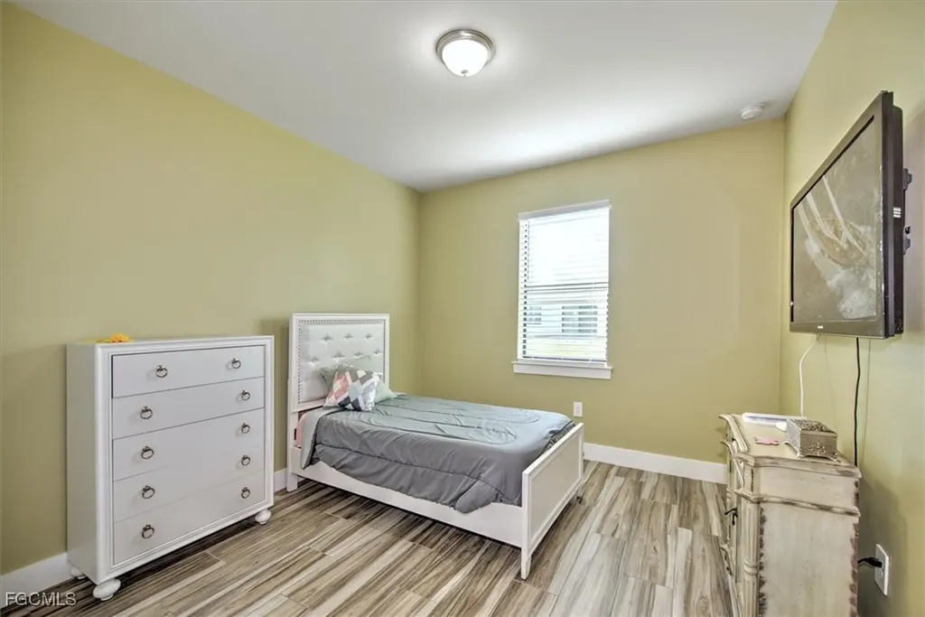 6137 Holt Court Fort Myers FL 33905
