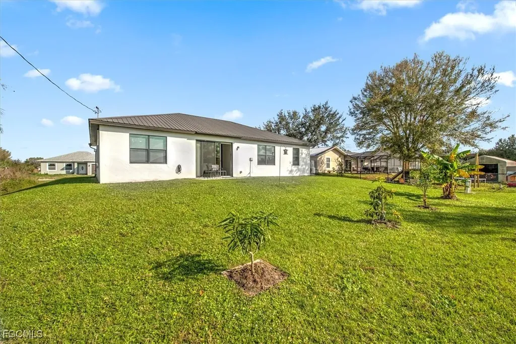 6137 Holt Court Fort Myers FL 33905