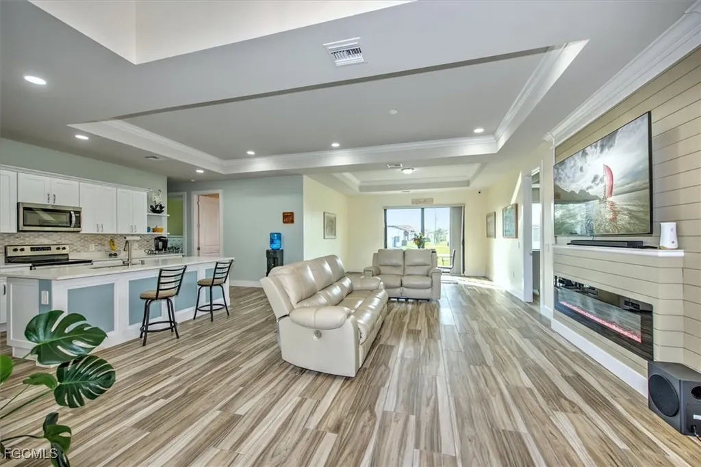 6137 Holt Court Fort Myers FL 33905