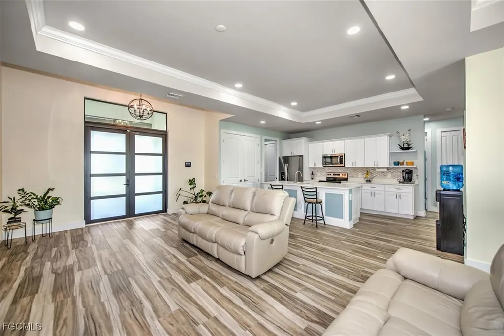 6137 Holt Court Fort Myers FL 33905