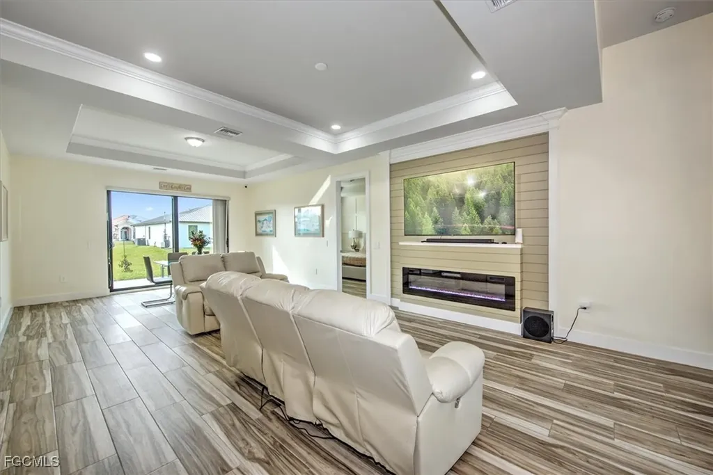 6137 Holt Court Fort Myers FL 33905