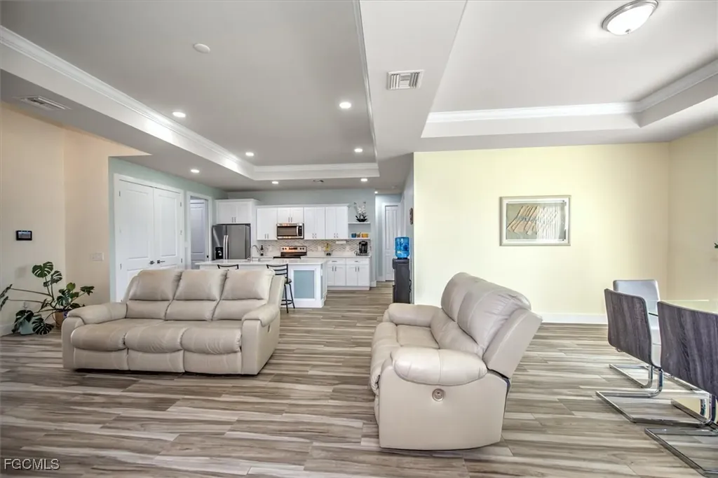 6137 Holt Court Fort Myers FL 33905