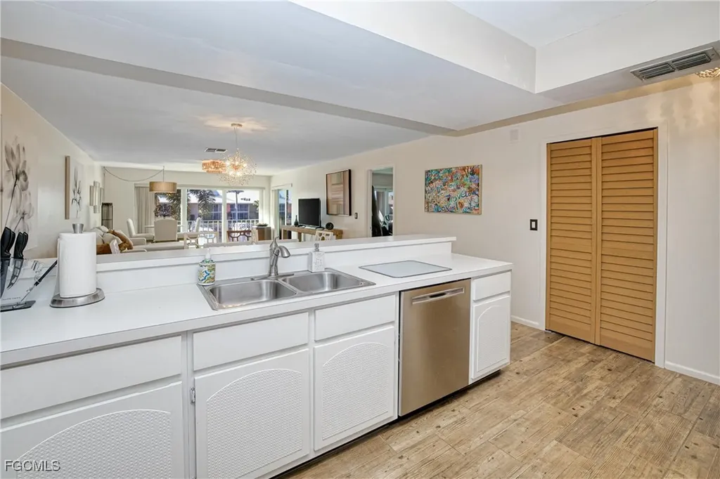 4116 SE 20th Place Cape Coral FL 33904