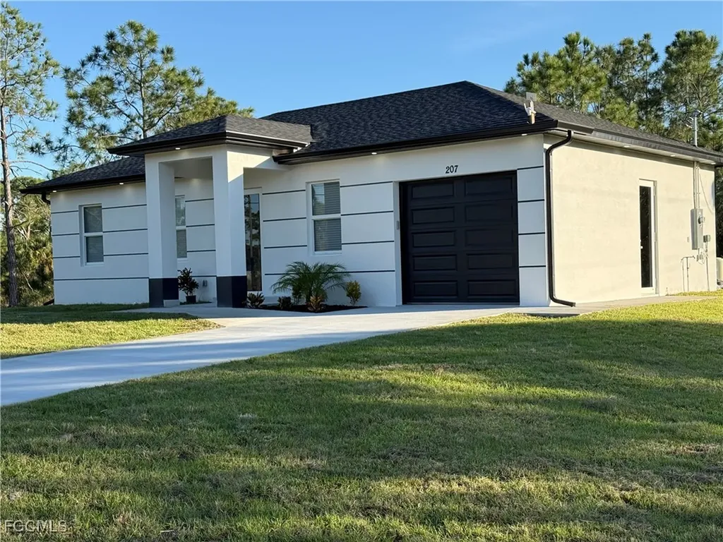 207 W 15th Street Lehigh Acres FL 33972