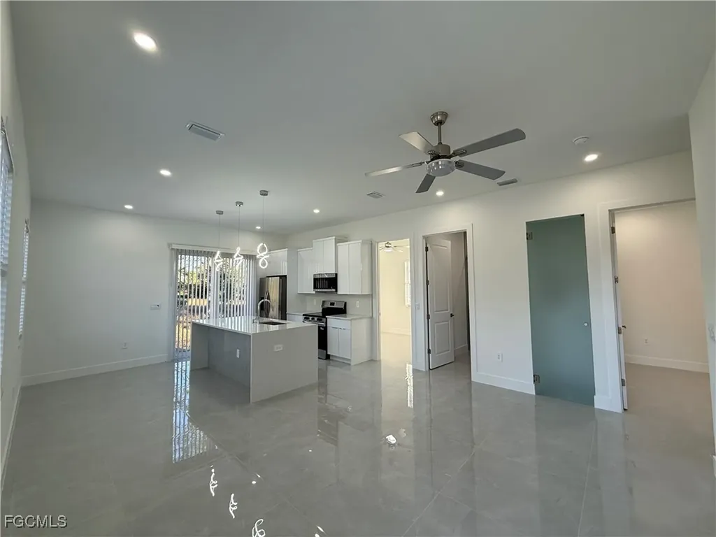 207 W 15th Street Lehigh Acres FL 33972