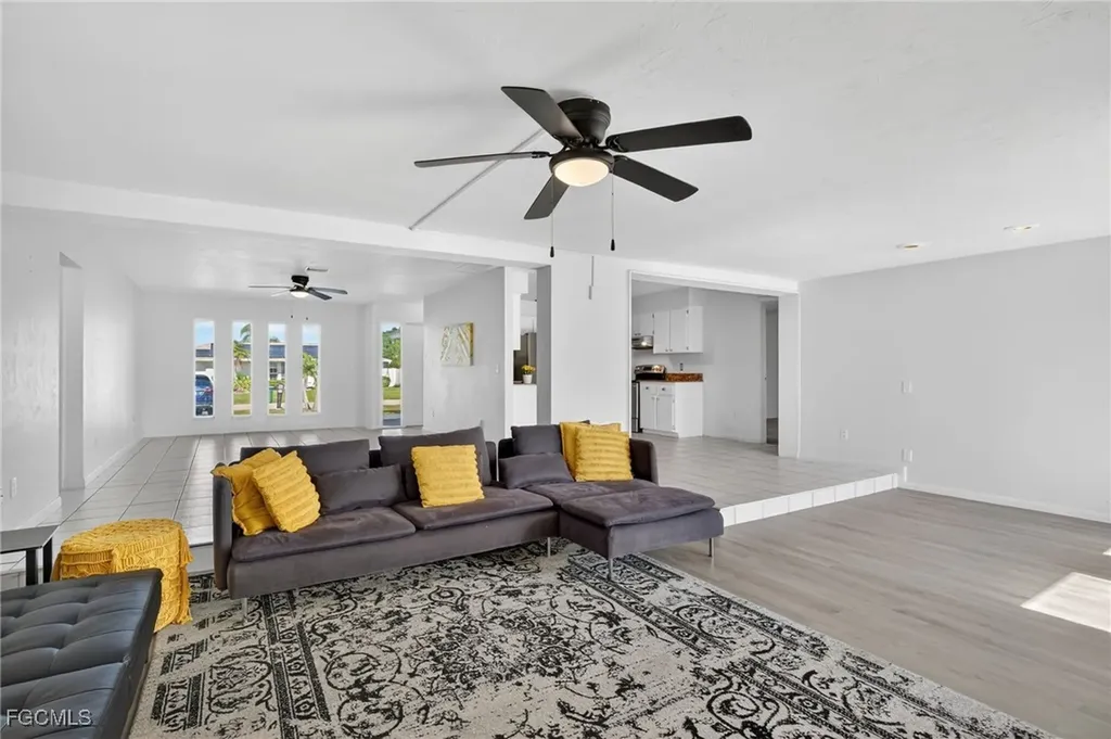 918 SE 35th Street Cape Coral FL 33904