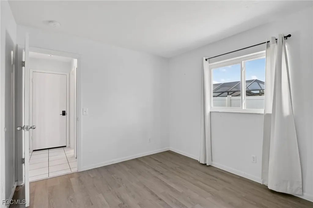 918 SE 35th Street Cape Coral FL 33904