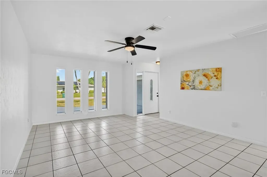 918 SE 35th Street Cape Coral FL 33904