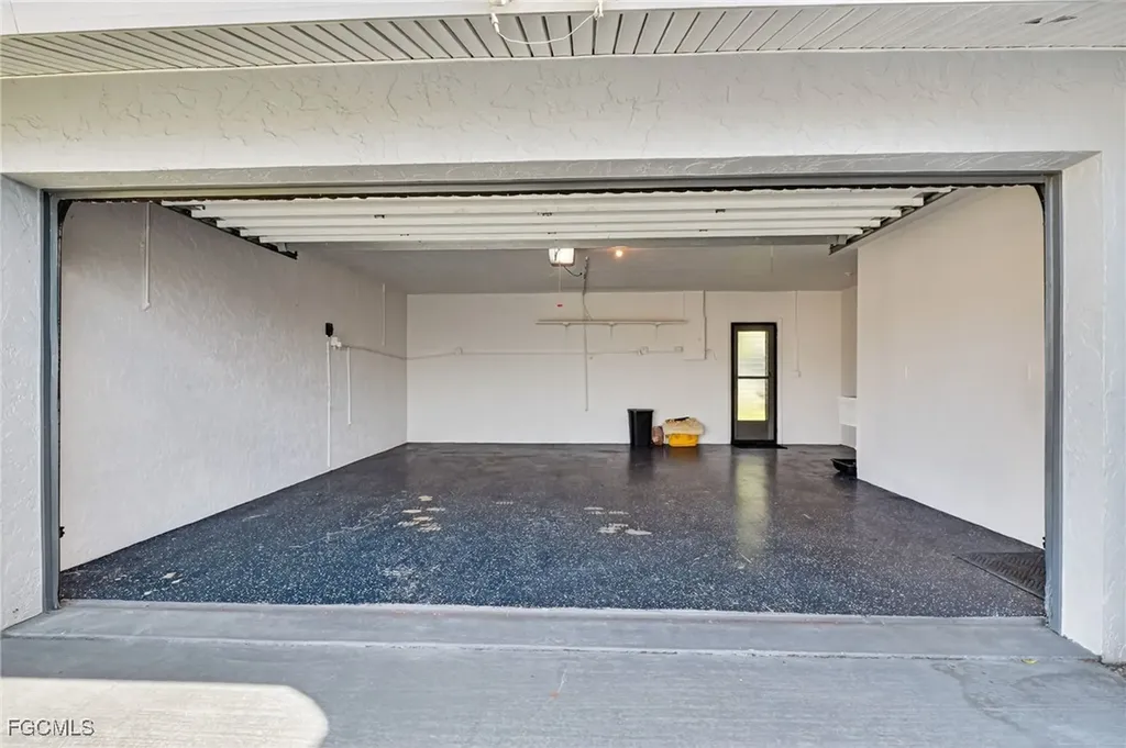 918 SE 35th Street Cape Coral FL 33904