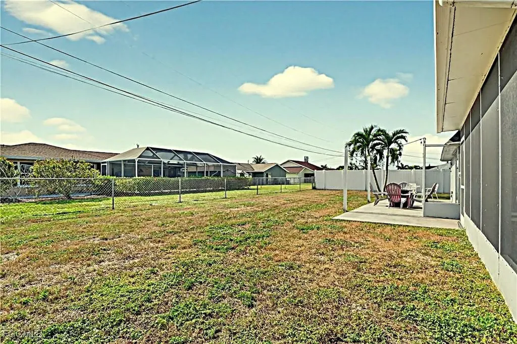918 SE 35th Street Cape Coral FL 33904