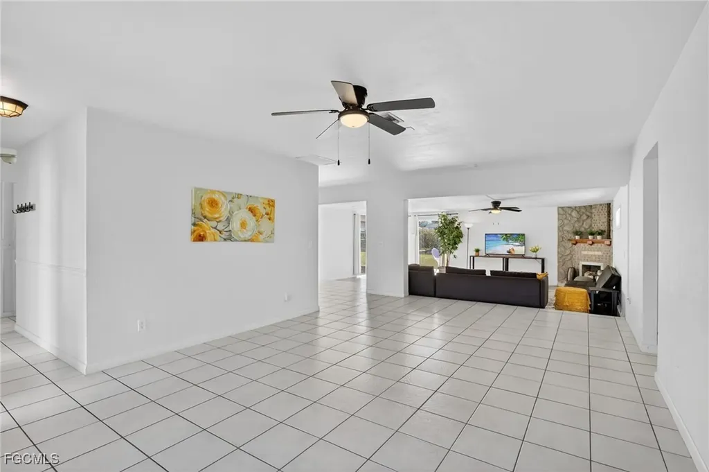 918 SE 35th Street Cape Coral FL 33904