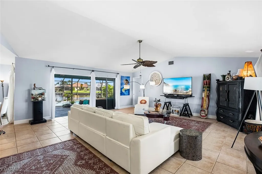 4407 SW 18th Place Cape Coral FL 33914