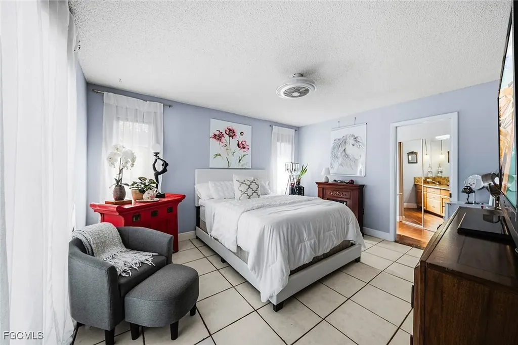 4407 SW 18th Place Cape Coral FL 33914