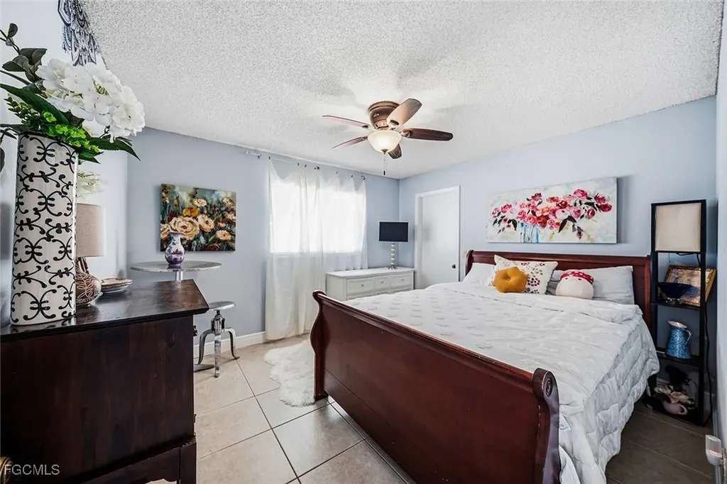 4407 SW 18th Place Cape Coral FL 33914