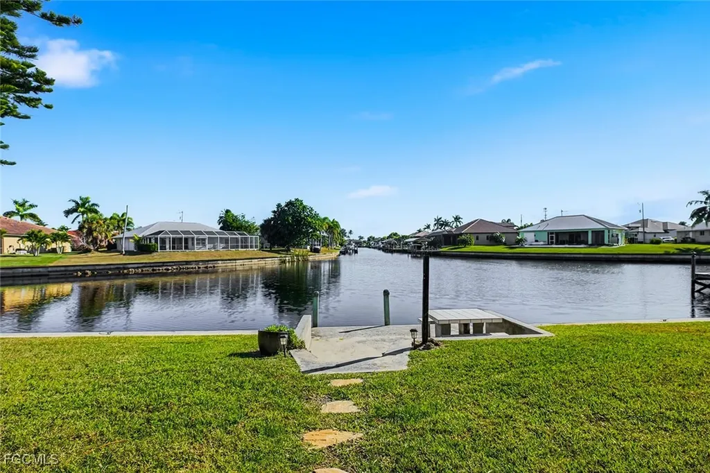 4407 SW 18th Place Cape Coral FL 33914