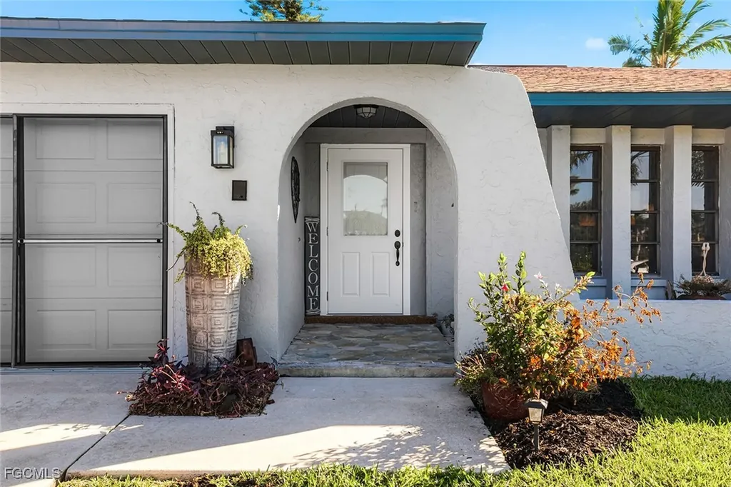 4407 SW 18th Place Cape Coral FL 33914