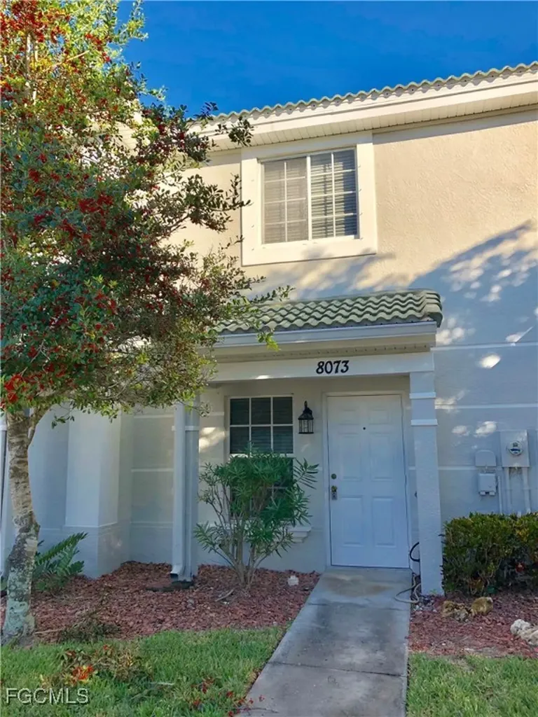8073 Pacific Beach Drive Fort Myers FL 33966