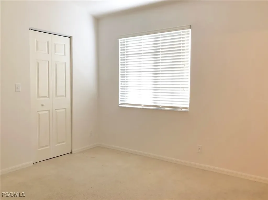 8073 Pacific Beach Drive Fort Myers FL 33966