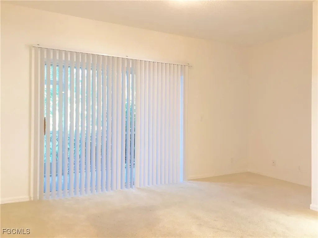 8073 Pacific Beach Drive Fort Myers FL 33966