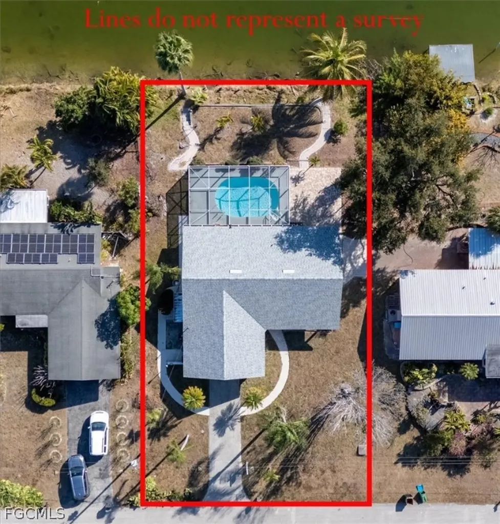 1302 NE 4th Terrace Cape Coral FL 33909