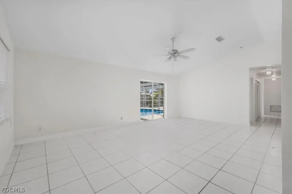 1302 NE 4th Terrace Cape Coral FL 33909