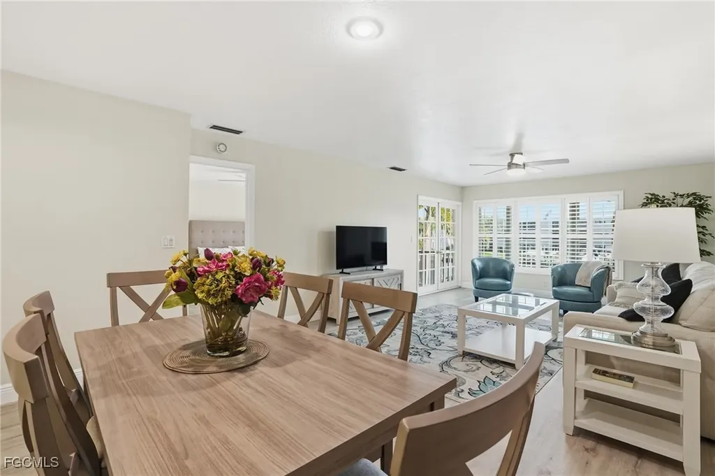 4229 SE 19th Place Cape Coral FL 33904