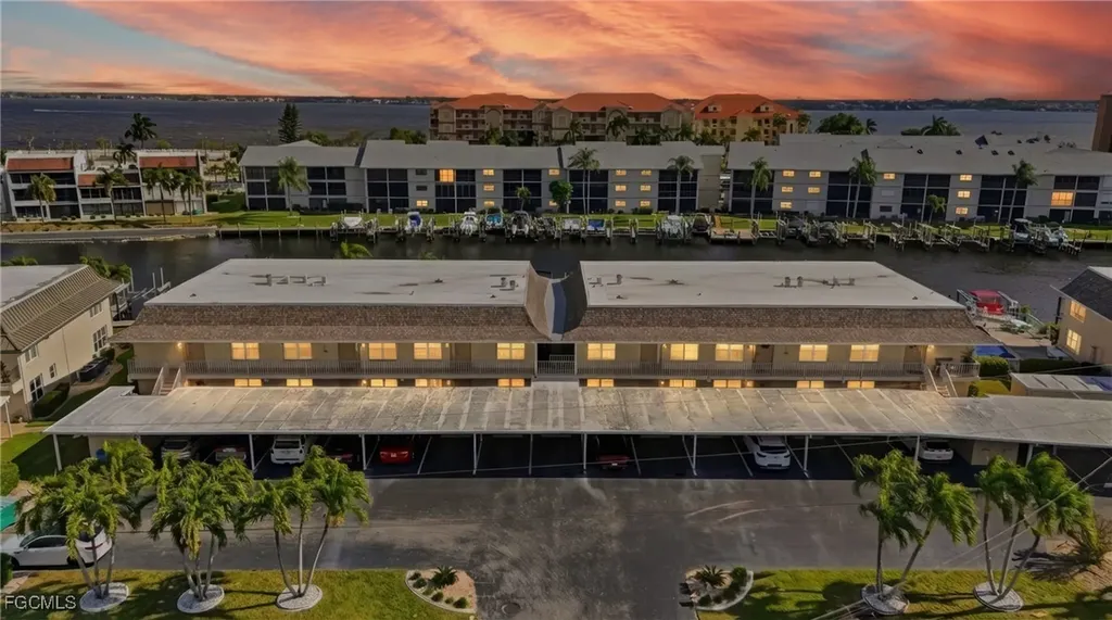 4229 SE 19th Place Cape Coral FL 33904