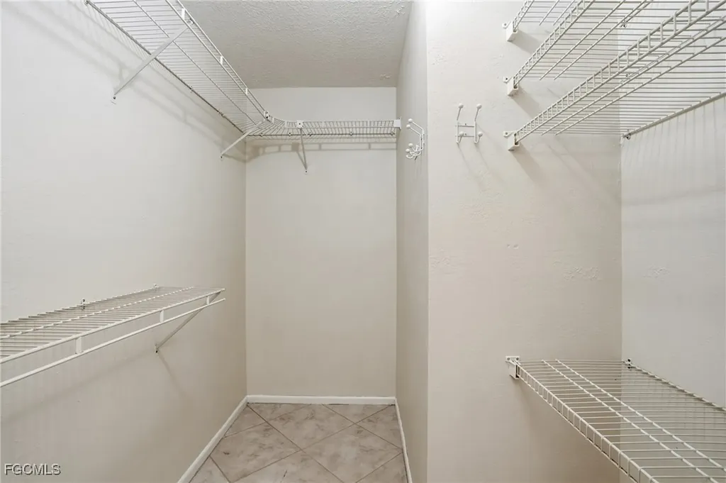 4229 SE 19th Place Cape Coral FL 33904