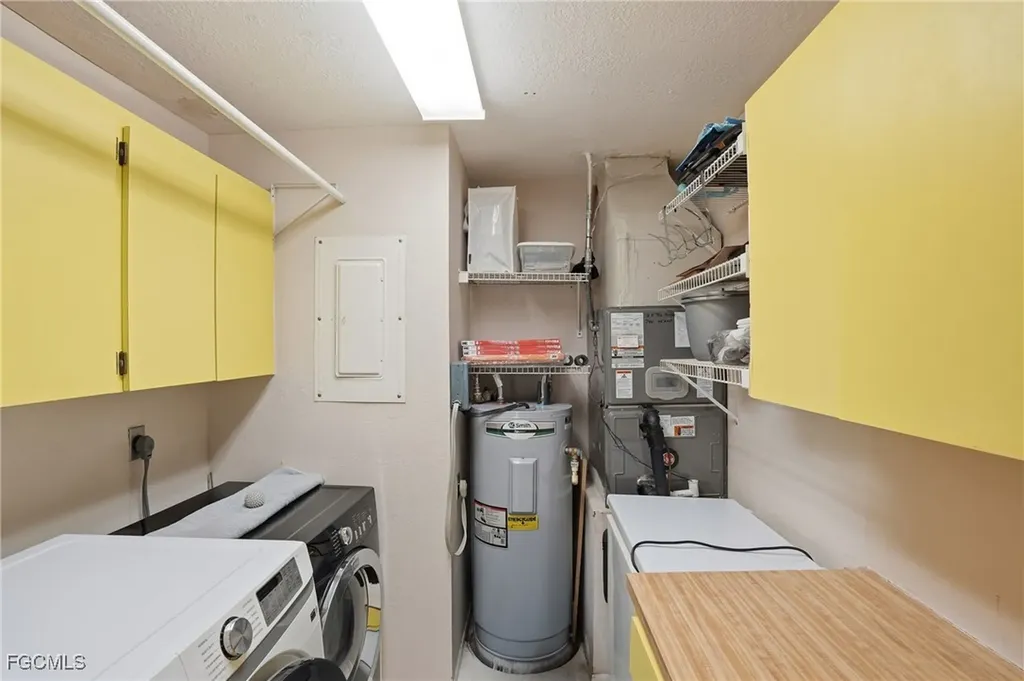 4229 SE 19th Place Cape Coral FL 33904