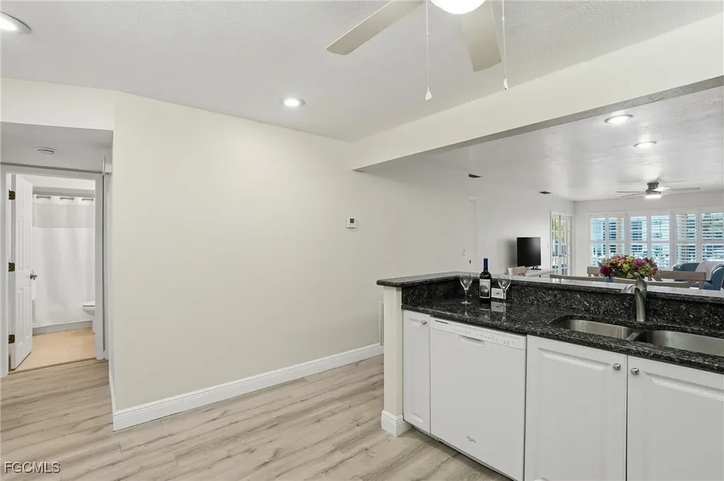 4229 SE 19th Place Cape Coral FL 33904