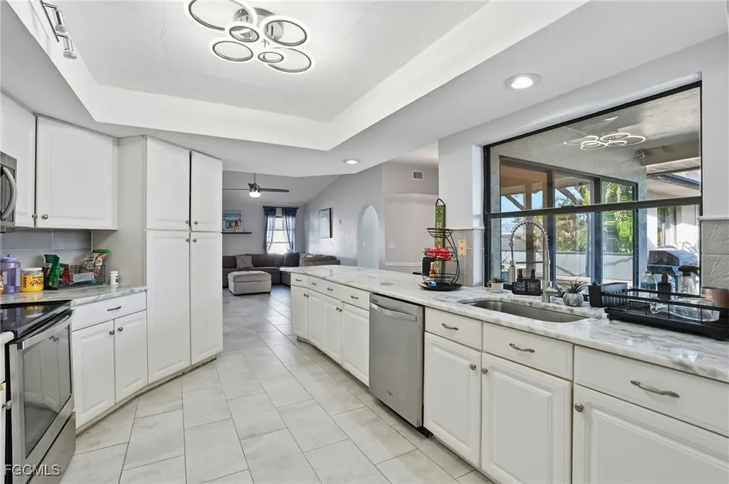 3623 SW 6th Place Cape Coral FL 33914