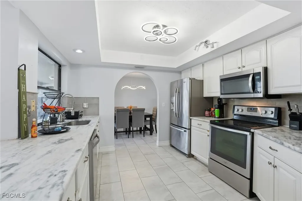 3623 SW 6th Place Cape Coral FL 33914