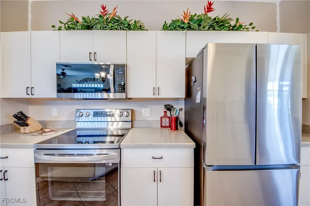 2260 Rio Nuevo Drive North Fort Myers FL 33917