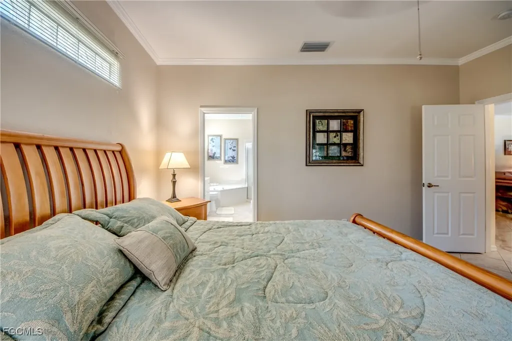2260 Rio Nuevo Drive North Fort Myers FL 33917