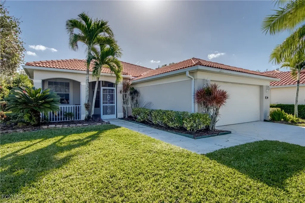 2260 Rio Nuevo Drive North Fort Myers FL 33917