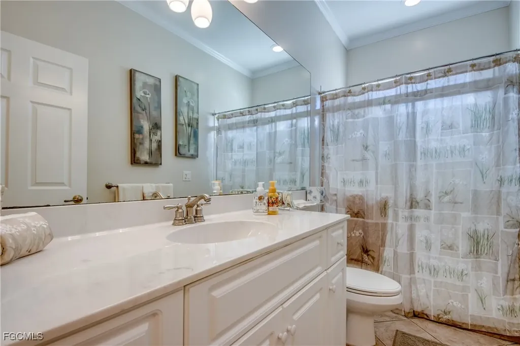 2260 Rio Nuevo Drive North Fort Myers FL 33917
