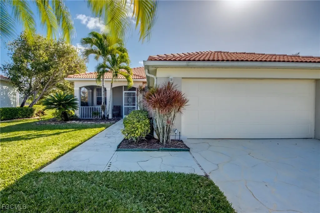 2260 Rio Nuevo Drive North Fort Myers FL 33917