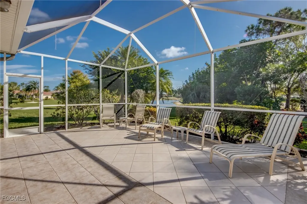 2260 Rio Nuevo Drive North Fort Myers FL 33917