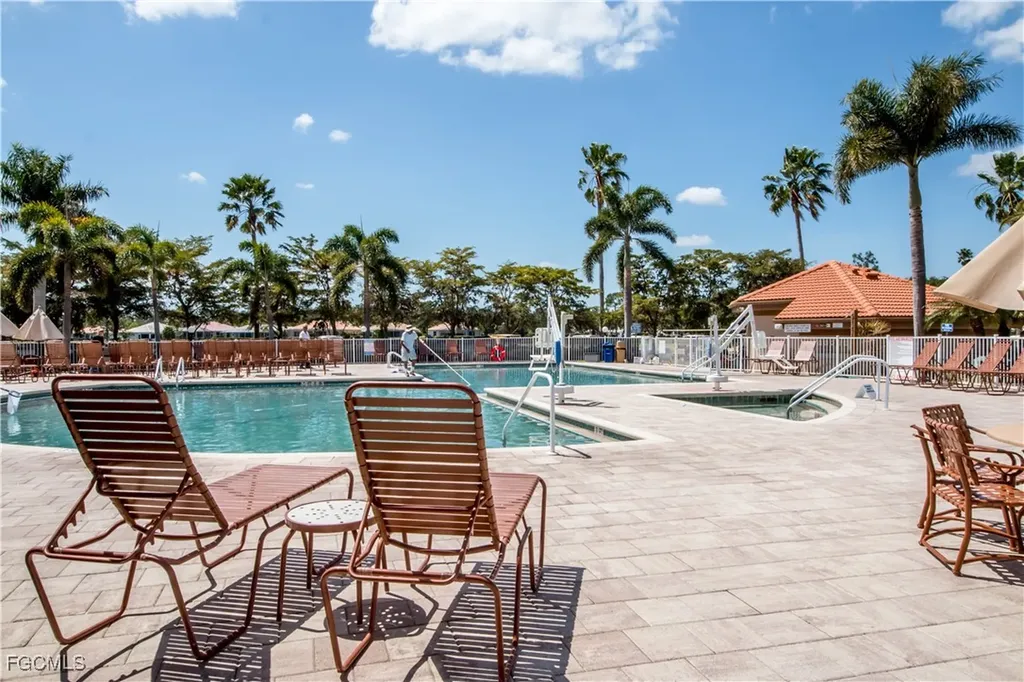 2260 Rio Nuevo Drive North Fort Myers FL 33917