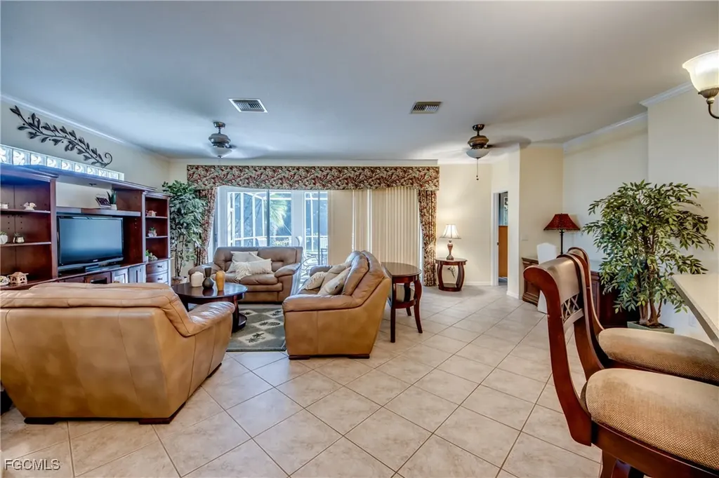 2260 Rio Nuevo Drive North Fort Myers FL 33917