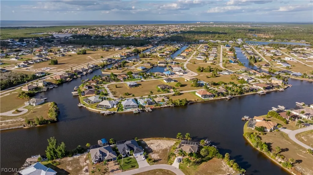 3801 NW 19th Street Cape Coral FL 33993