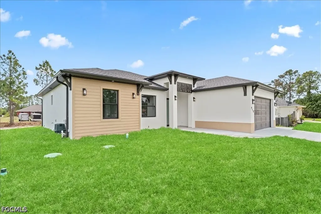910 Plumosa Avenue Lehigh Acres FL 33972