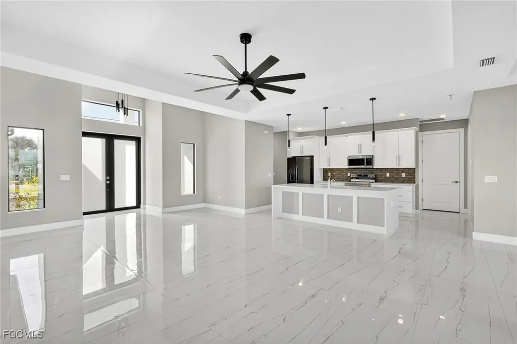 1517 SW 28th Terrace Cape Coral FL 33914