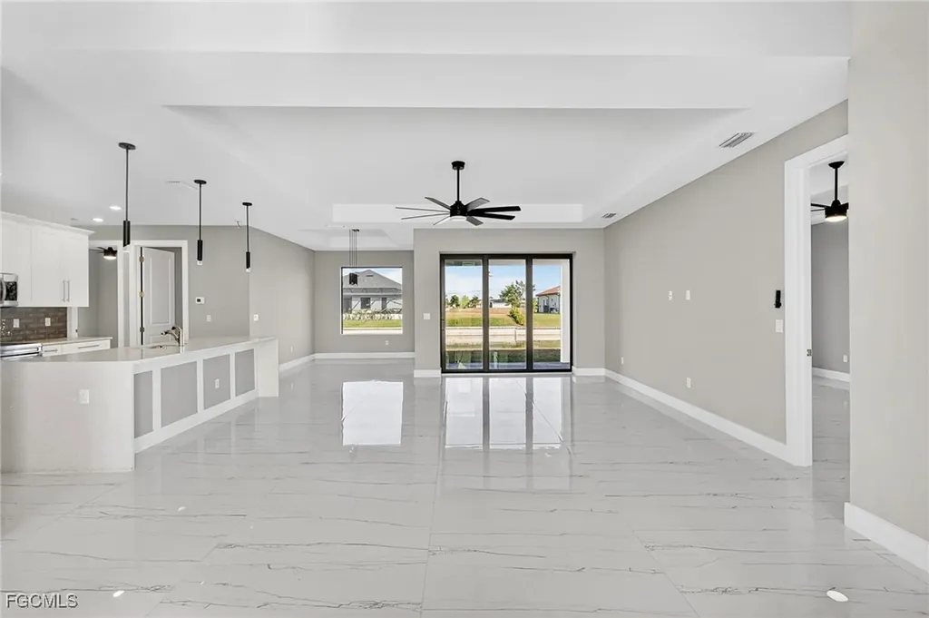 1517 SW 28th Terrace Cape Coral FL 33914