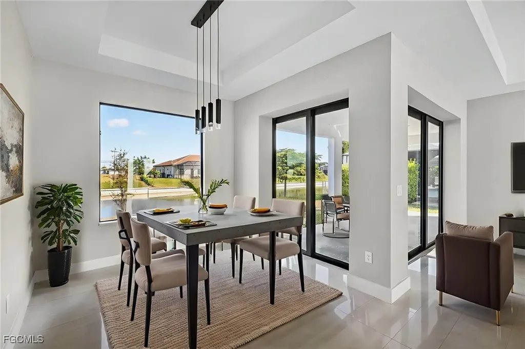 1517 SW 28th Terrace Cape Coral FL 33914