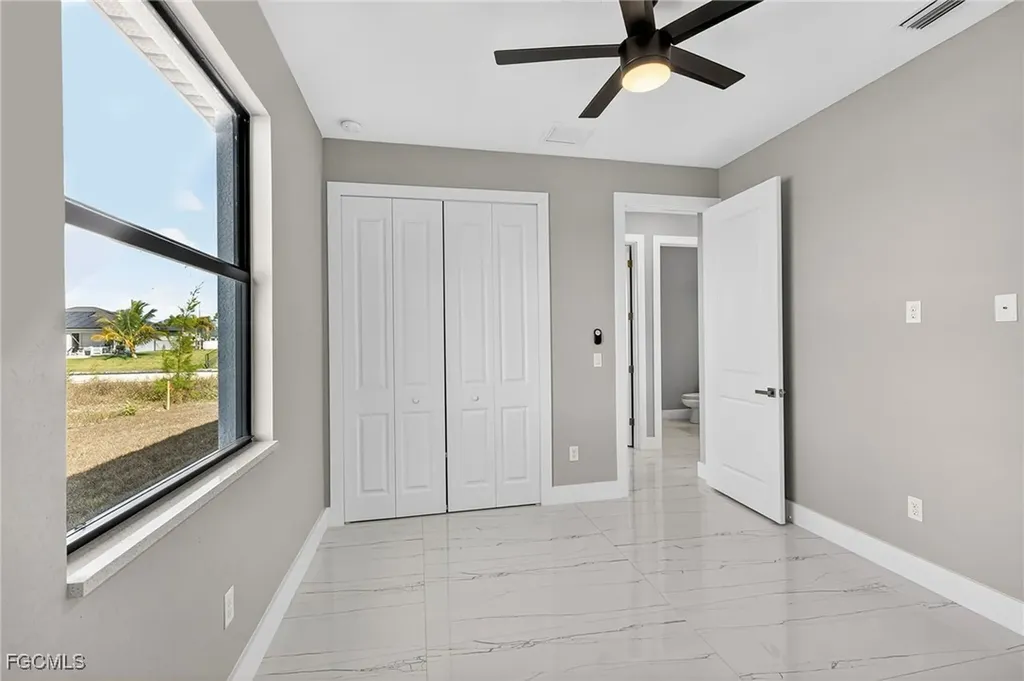 1517 SW 28th Terrace Cape Coral FL 33914