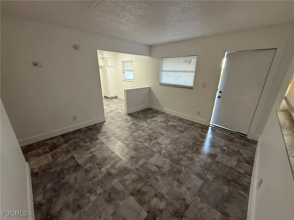 2708 Broadway Fort Myers FL 33901