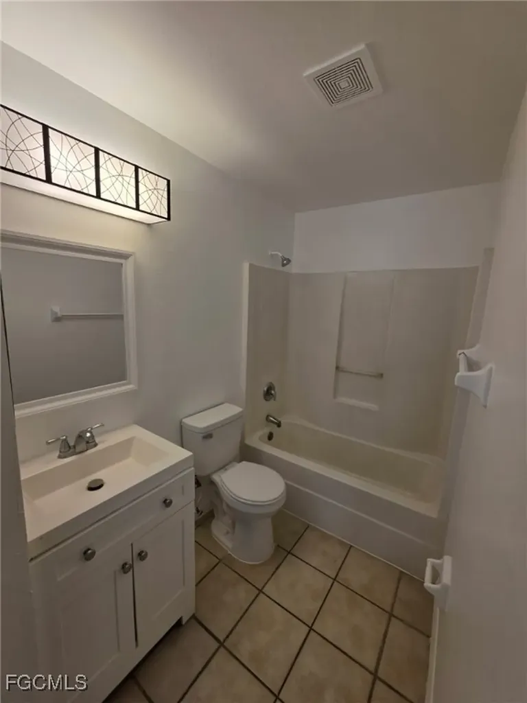 1248 Columbus Boulevard Fort Myers FL 33913