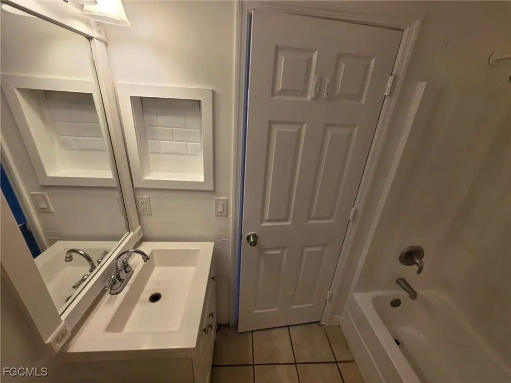 1248 Columbus Boulevard Fort Myers FL 33913